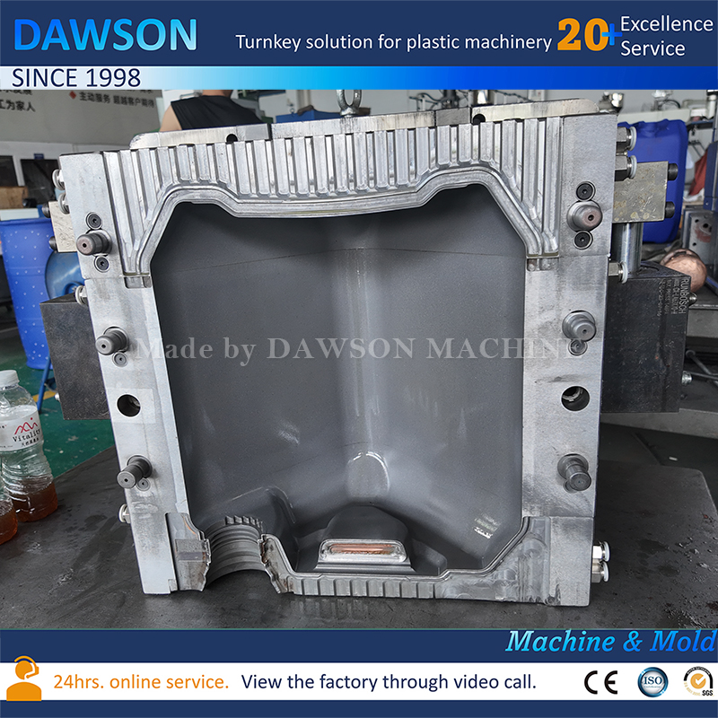 7075 Aluminum Blow Molding Mold 20L-60L HDPE Extrusion Blow Mould for Lubricant Containers